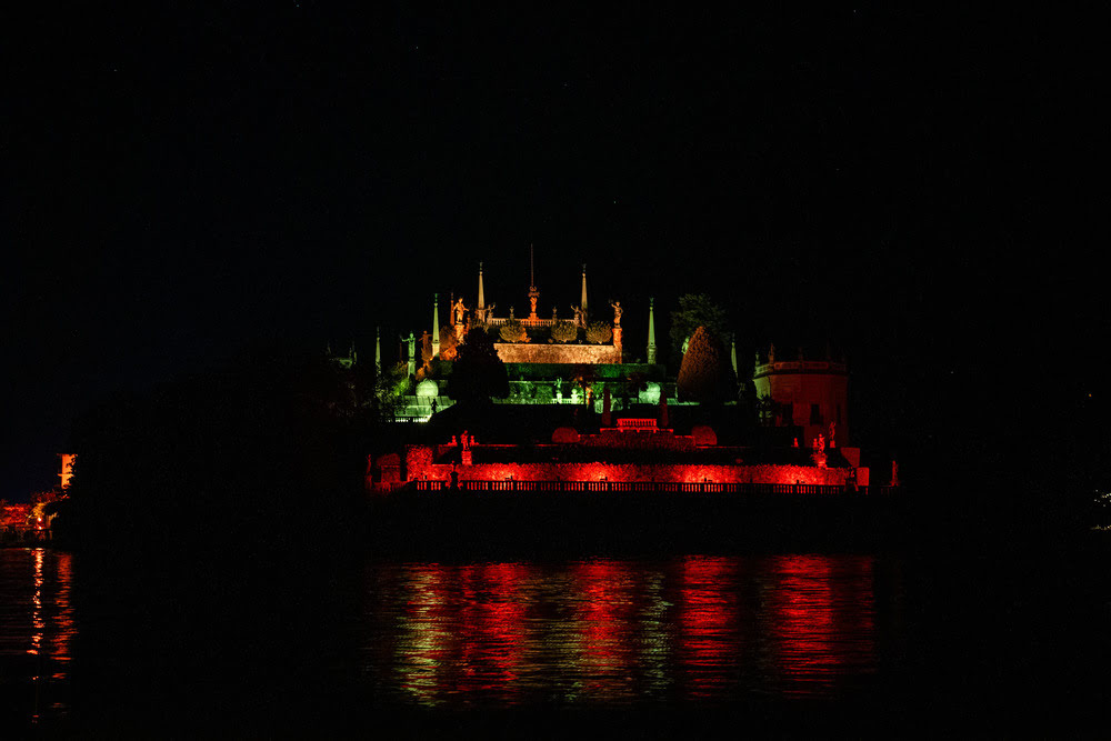 Teatro Massimo Isola Bella di notte